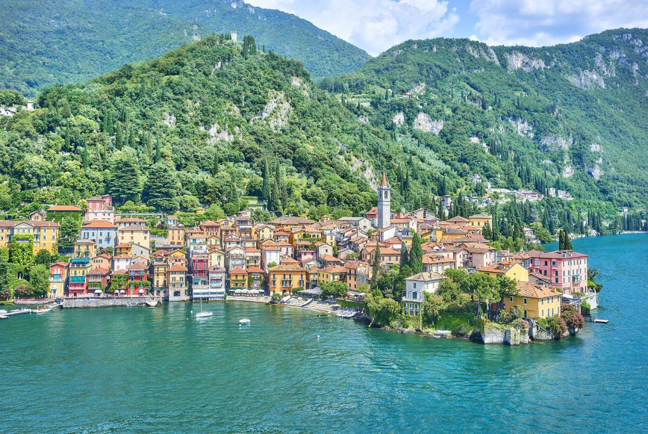 Castello Di Vezio In The Village วาเรนนา ภายนอก รูปภาพ
